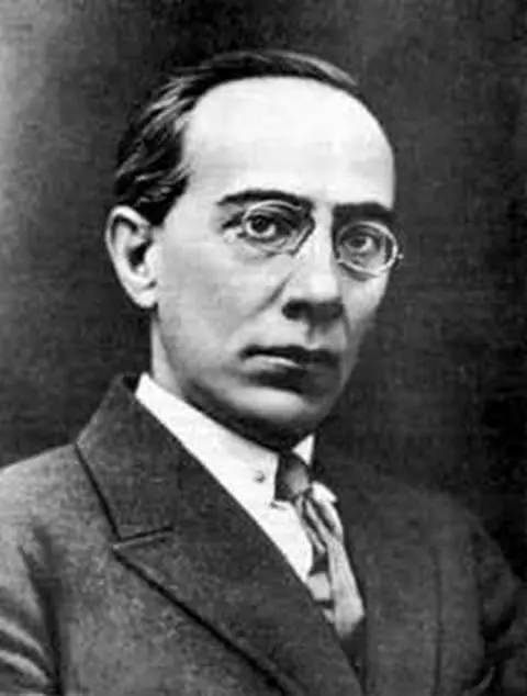 Портрет автора Беляев Александр Романович